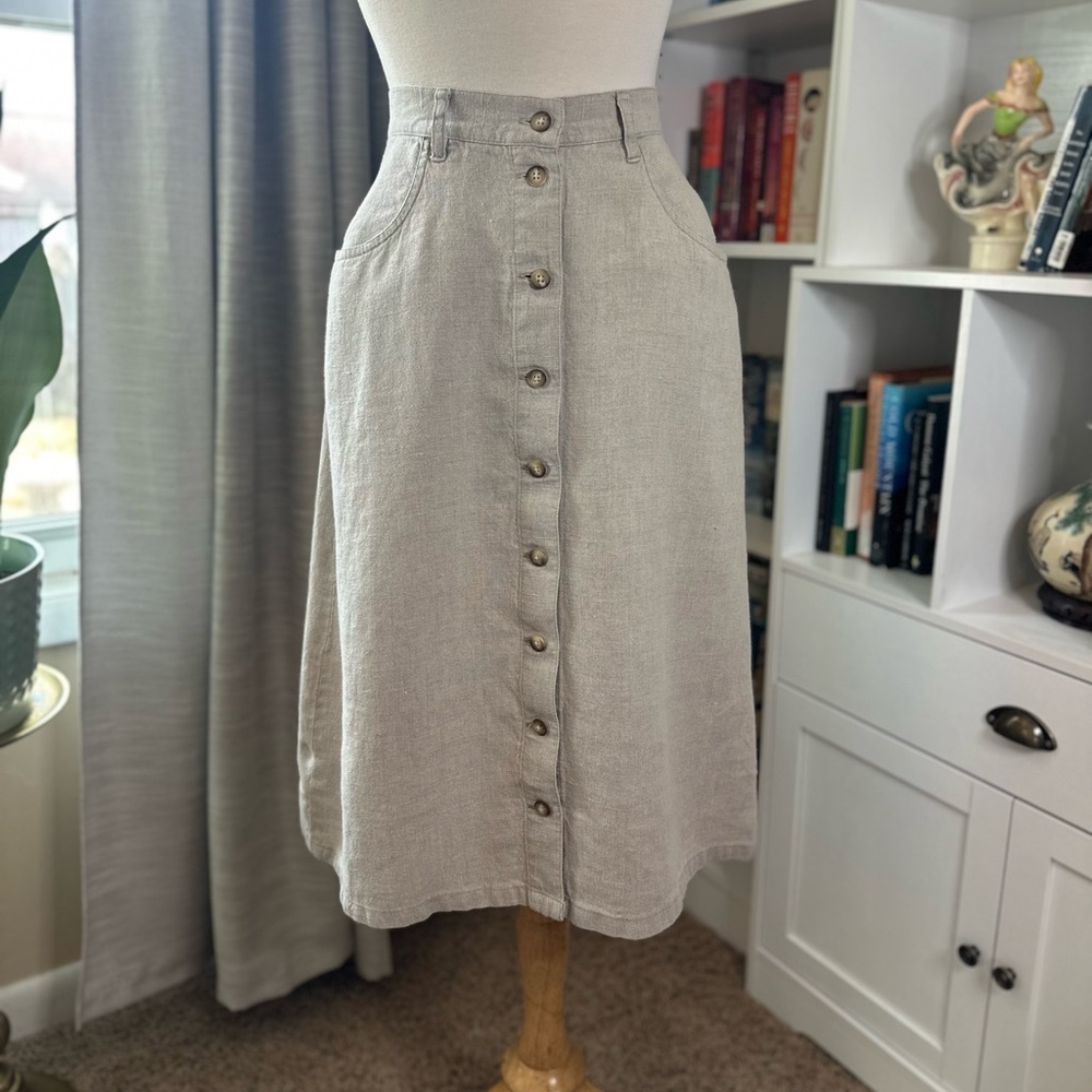 Eddie Bauer Light Gray Button-Front A-Line Skirt